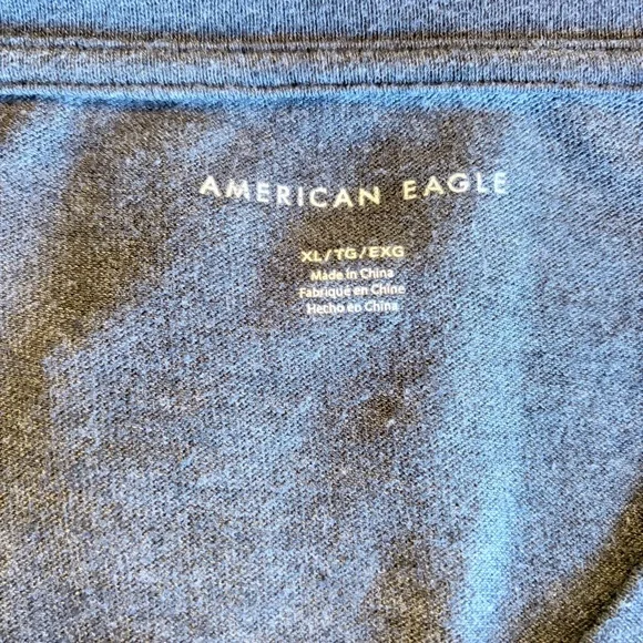 Set of Two American Eagle Size XL Long Sleeve V-Neck Tops - Picture 7 of 7